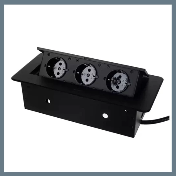 IZOXIS vestavná trojitá zásuvková lišta – černá 00021659