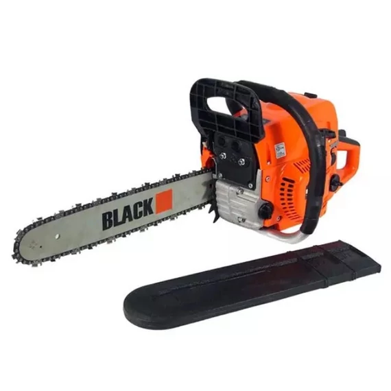 Black řetězová pila s benzinovým motorem 53703
